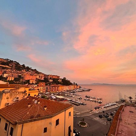 La Casetta In Piazza Porto Santo Stefano  Εξωτερικό φωτογραφία