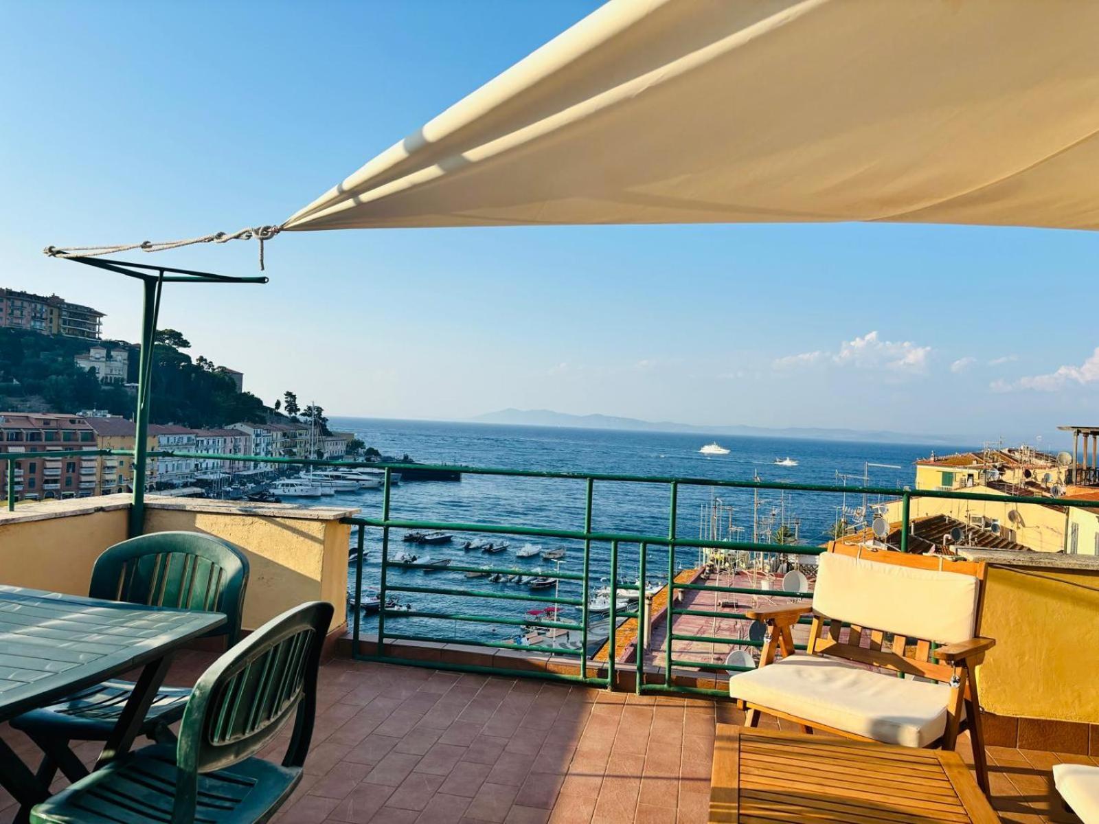 La Casetta In Piazza Porto Santo Stefano  Εξωτερικό φωτογραφία